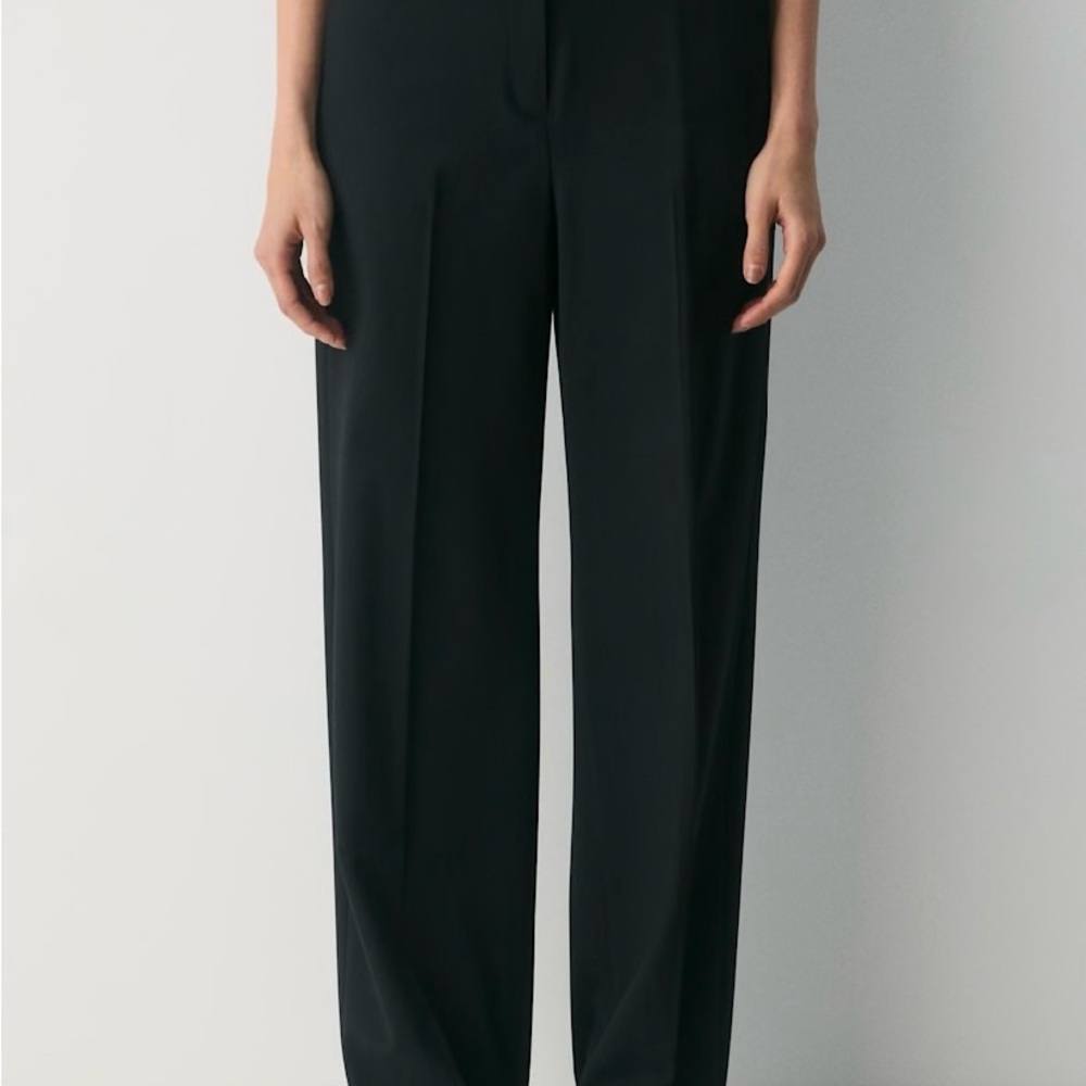 Aritzia New Agency Pants